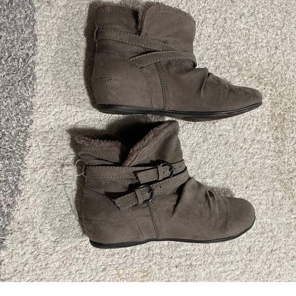 Call It Spring Women's Size 6 Faux Fur Leather Ankle Bootie Shoes Brown - Picture 6 of 13